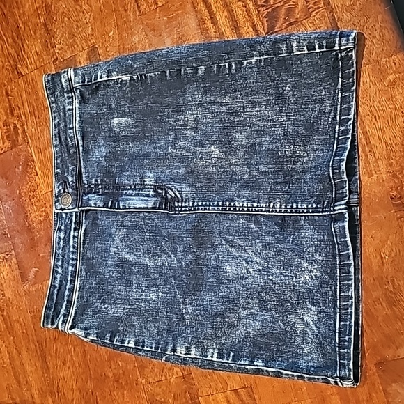 American Eagle Super Stretch Denim Pencil Skirt - Picture 1 of 4